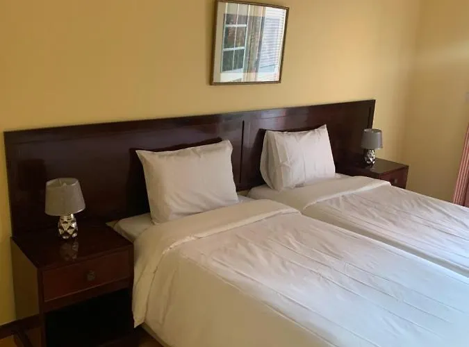 Casa De Cha Hostel *